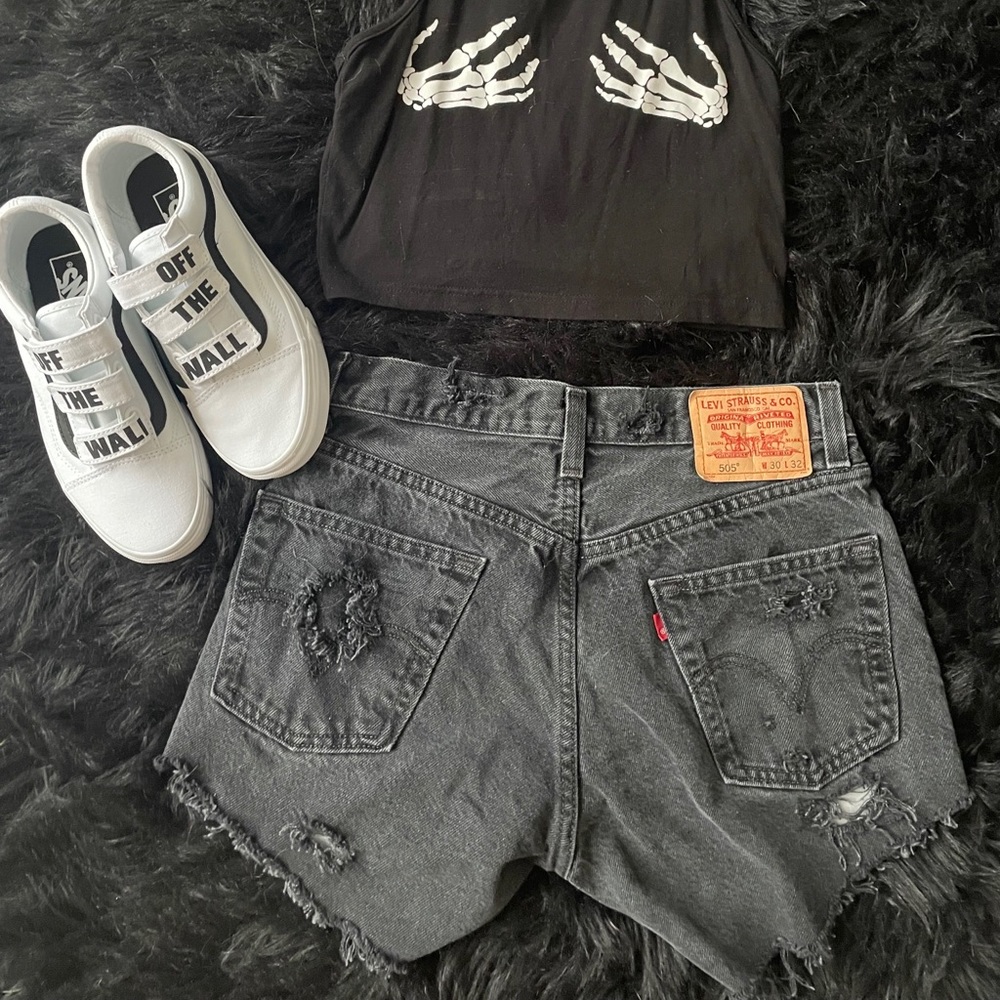 Vintage Levi’s shorts